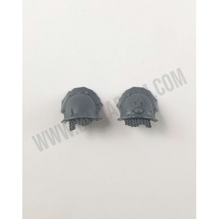Shoulder Pads 1 - Chaos Space Marines Terminators