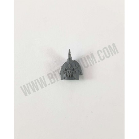 Shoulder Pad Right 10 - Chaos Space Marines