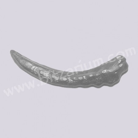 Tail Claw 3