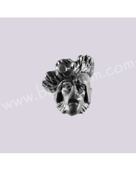 Head E
