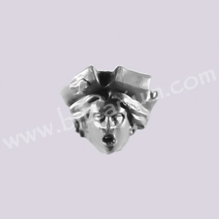 Head L